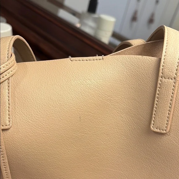 Yves Saint Laurent Shopping Tote in beige leather - Picture 6 of 14